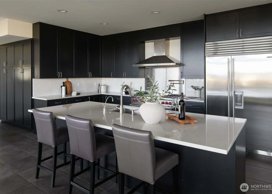 Residence photograph 15