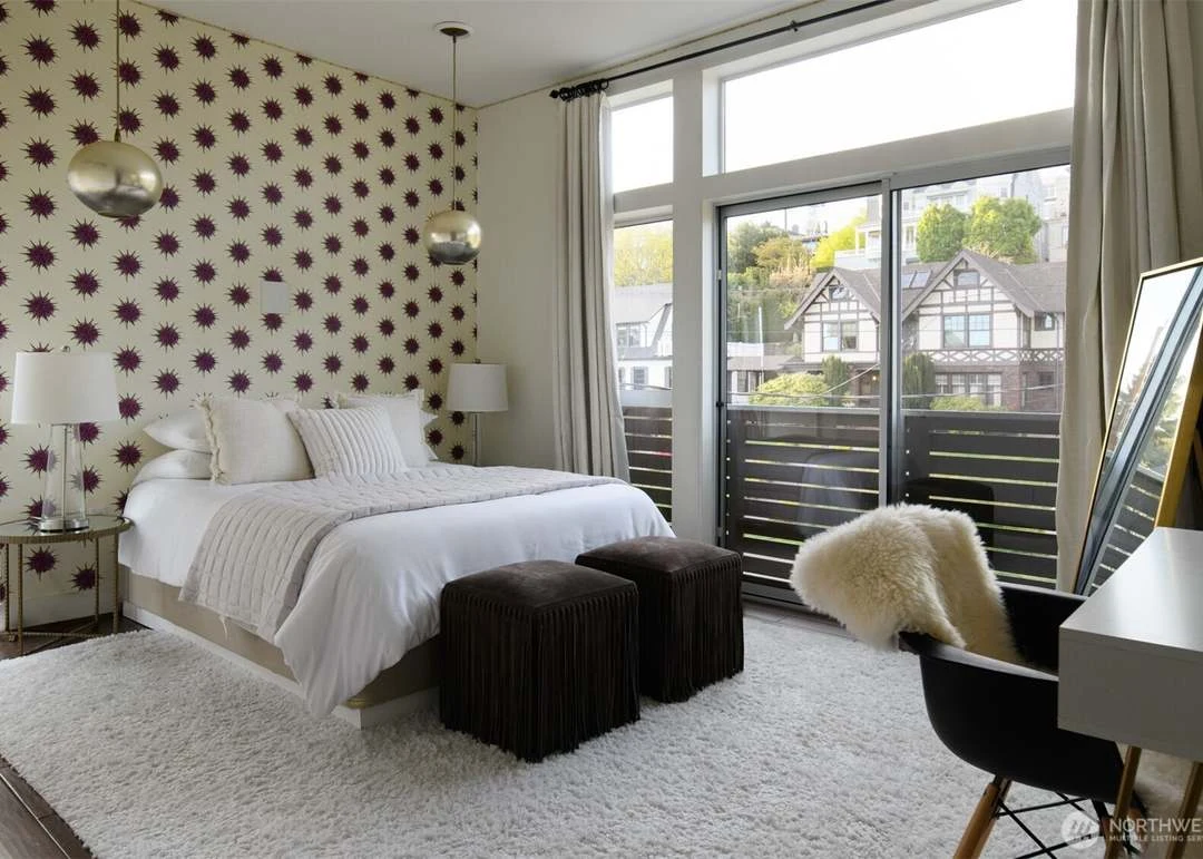 Residence photograph 31